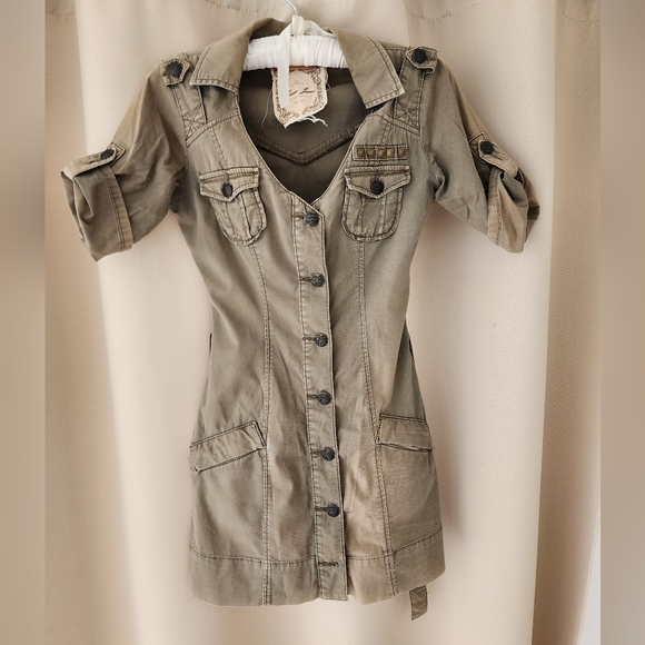 COPY - Guess Military Sexy Stretch like Denim Vintage Dress - Picture 8 of 10